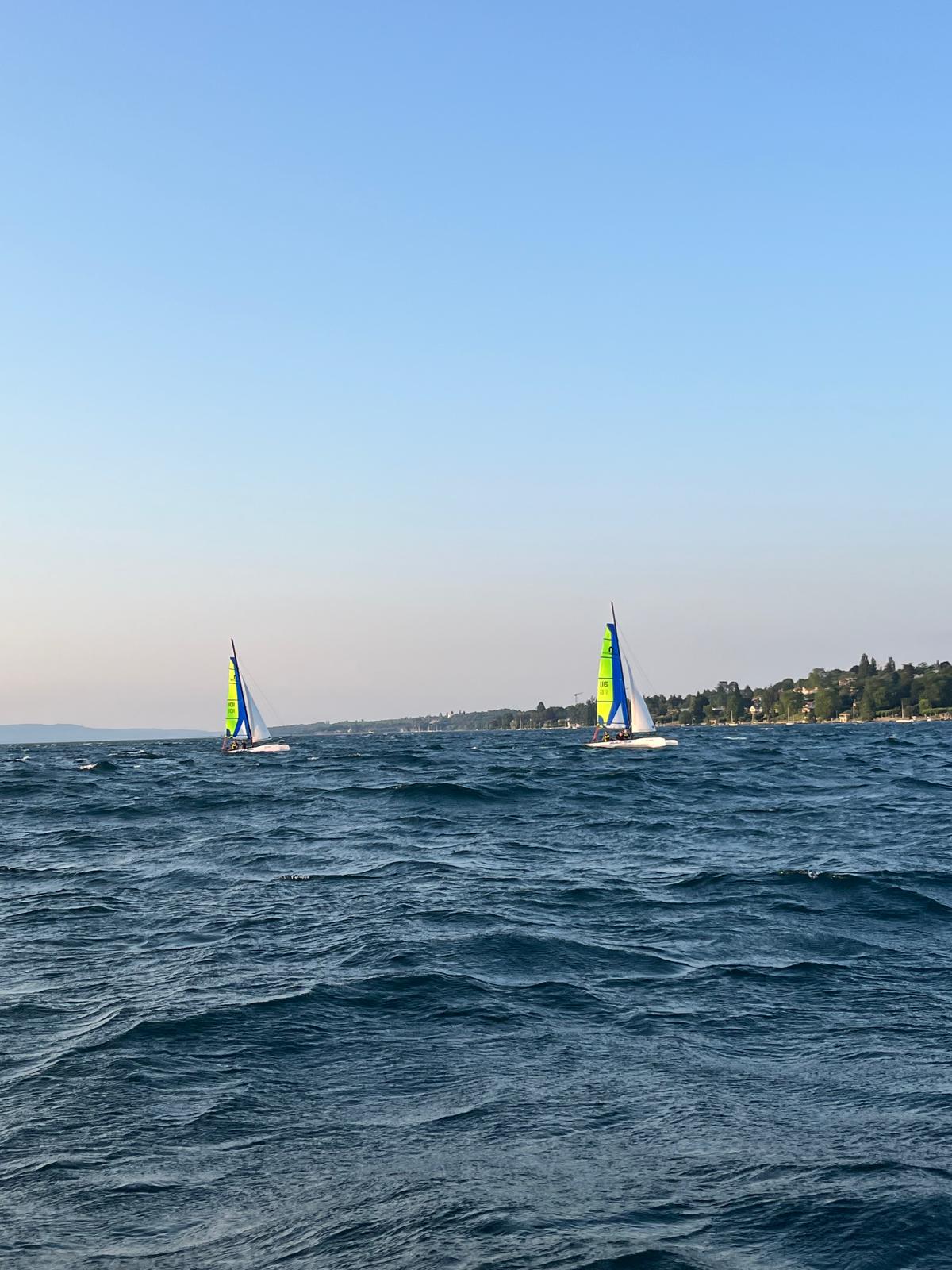 Les élèves domptent les Nacra 500 par force 5